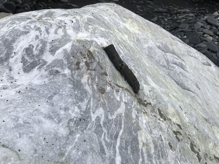 小雲豹→輕易完成的野溪溫泉瀑布SPA♨️