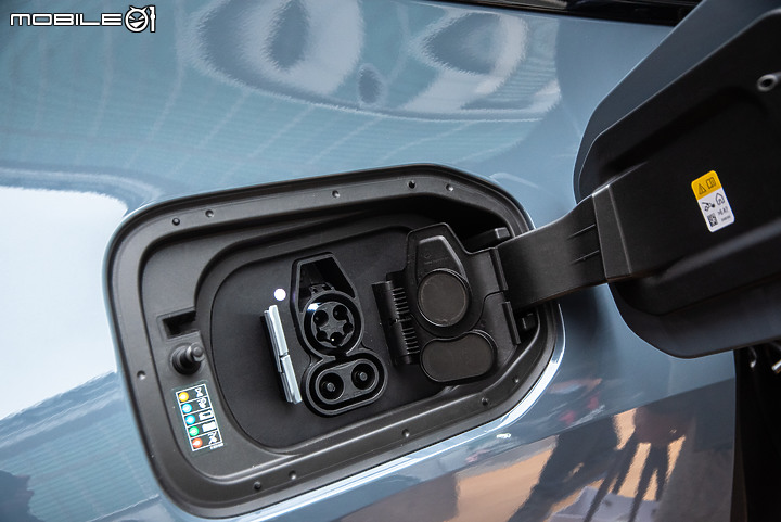 【採訪】BMW全新電動休旅iX正式發表,雙車型劃分自320萬元起!