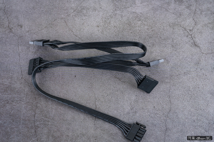 「開箱」全漢 FSP Hydro PTM PRO 850W - 防潮塗層很貼心，白金 10 年有保障