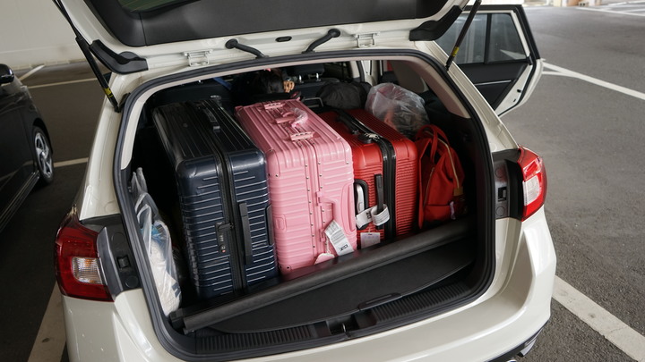 [遊記分享] Volvo V60 B5 R-Design 新車試駕 新手爸媽初體驗
