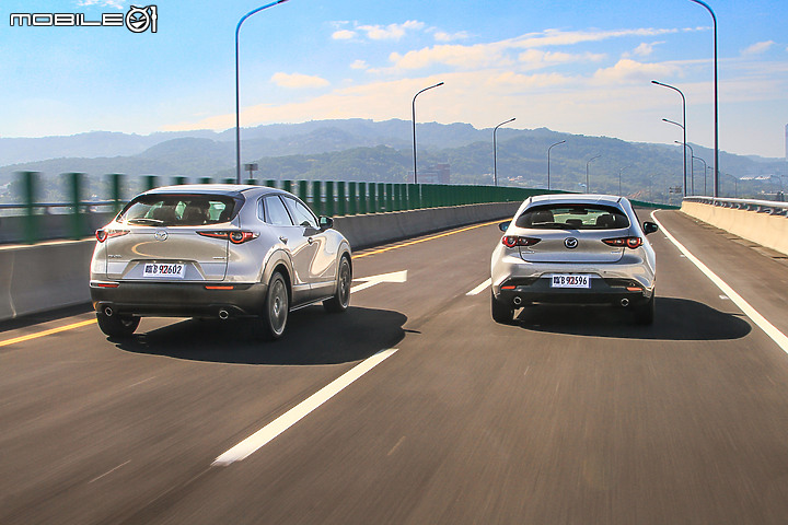 Mazda 3 & CX-30新年式雙車型試駕∣戰力補強、新色張揚 同級對手得提防提防