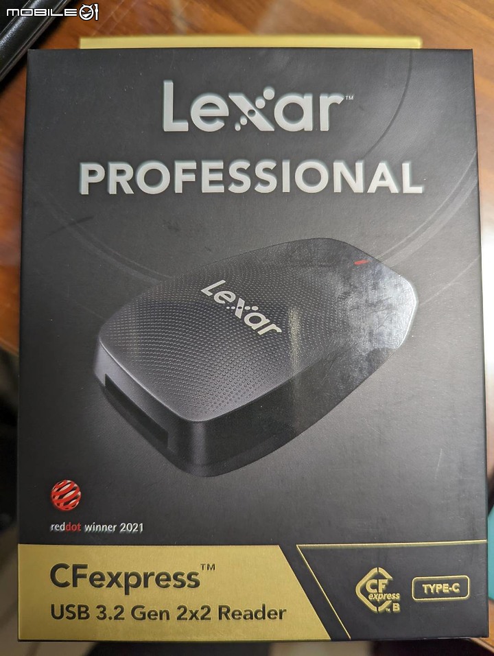 可能是目前唯二能解放CFexpress卡速度的讀卡機(同場加映DIY 1TB/512G CFE卡)