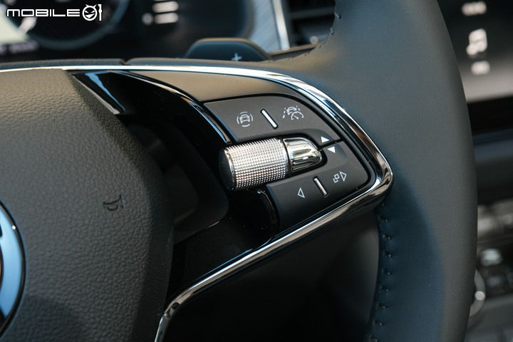 Škoda 小改款 Kodiaq 2.0TSI 4x4試駕|質感與科技再進化,熱賣實力不容小覷!