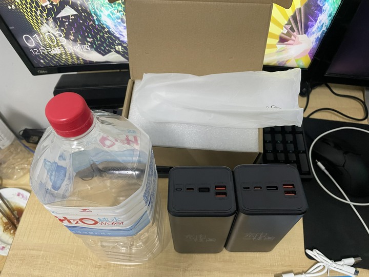 movespeed移速57000mah行動電源+MFI認證線+20W快充頭 開箱
