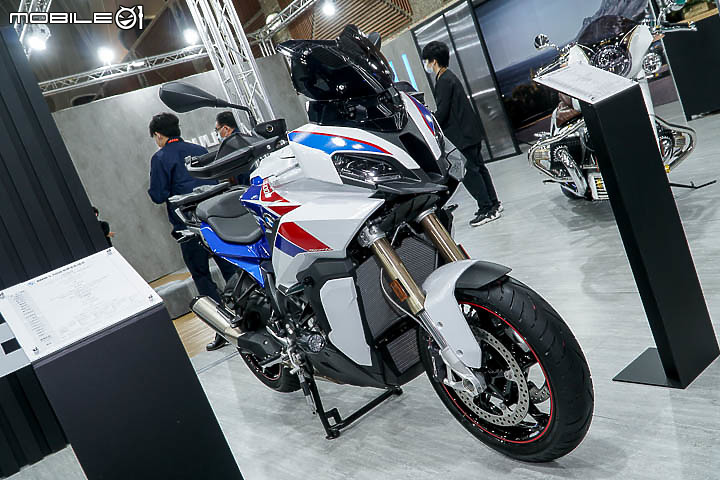 【採訪】BMW Motorrad R 18 Transcontinental 壯遊台灣上市！S 1000 R 不漲價同步推出！