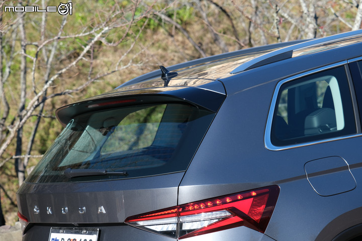 Škoda 小改款 Kodiaq 2.0TSI 4x4試駕|質感與科技再進化,熱賣實力不容小覷!