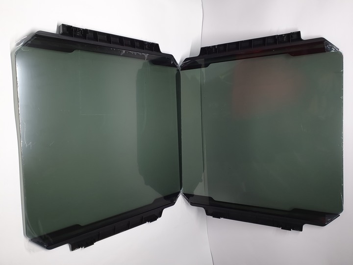 想玩機殼還是被機殼玩，InWin Airforce 魅影黑 組裝式機殼開箱試用