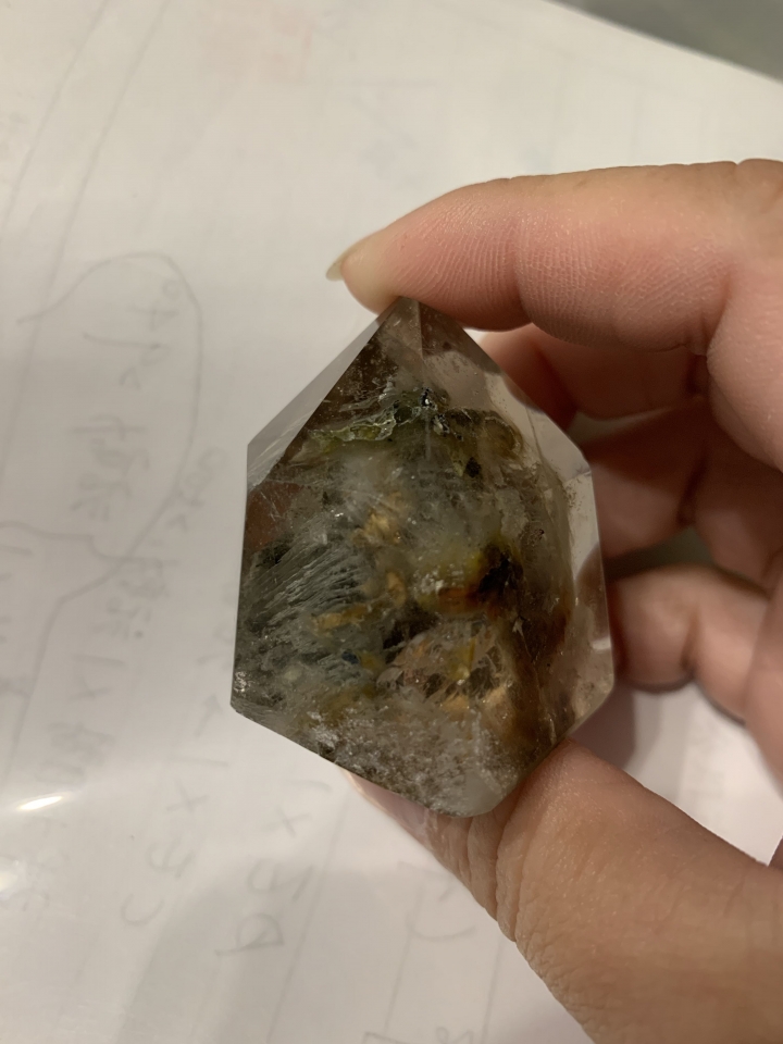 最近在收集幽靈水晶柱