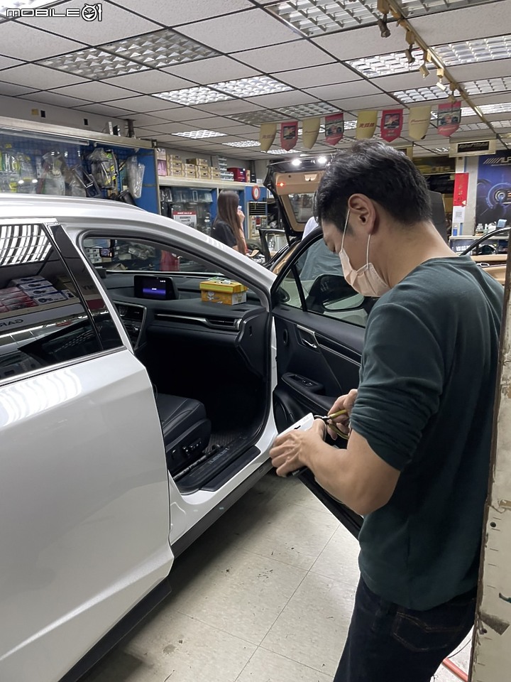 Mio C330關箱 Mio 890D開箱 感受行車記錄器的全新進化！ (12/21更新)