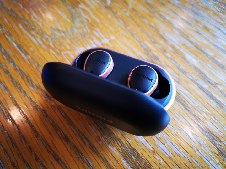 【開箱】業界最高的ANC降噪技術新品！PHILIPS飛利浦無線藍牙耳機 TAT5556