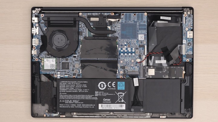 輕薄筆電居然兩條 RAM、兩條 SSD 都可以更換!ADATA XPG XENIA 14 你的擴充性也太好了吧!