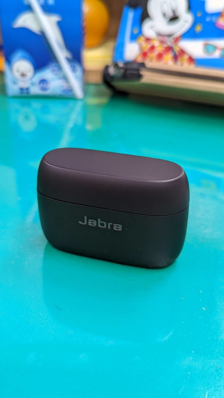 Jabra elite 85t 充電問題