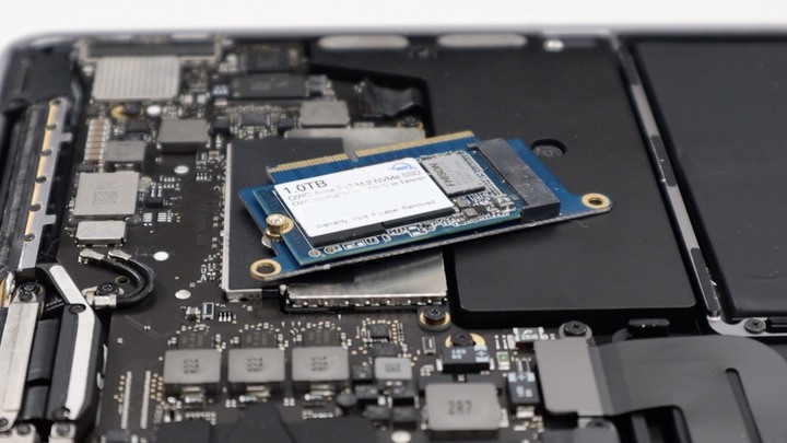 點我看大圖 Apple 不讓你升級的,OWC 幫你!DIY 改裝 MacBook Pro 13 2016/2017 Function Key OWC Aura Pro NT SSD