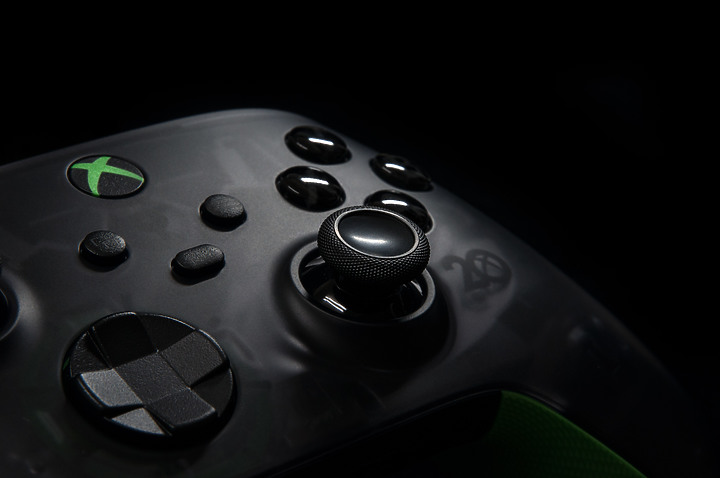 「XBOX 遊戲手把20週年特別版」 - 得償所願紀念開箱文。