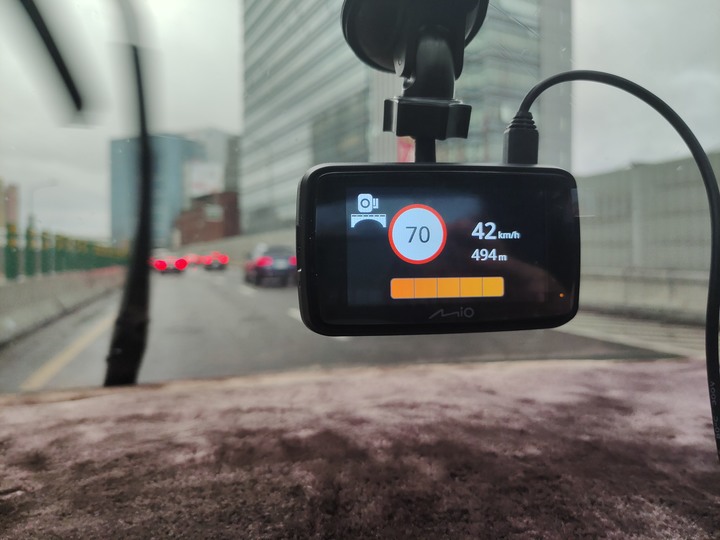 Mio MiVue™ 887 行車紀錄器開箱