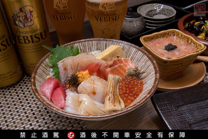 【臺南美食】必嘗特級海鮮丼｜生魚握壽司｜日本進口海味海膽｜職人精神新鮮上桌｜日本料理推薦｜嚴選新鮮漁獲｜無菜單料理~~鮨瑀壽司
