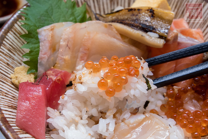 【臺南美食】必嘗特級海鮮丼｜生魚握壽司｜日本進口海味海膽｜職人精神新鮮上桌｜日本料理推薦｜嚴選新鮮漁獲｜無菜單料理~~鮨瑀壽司
