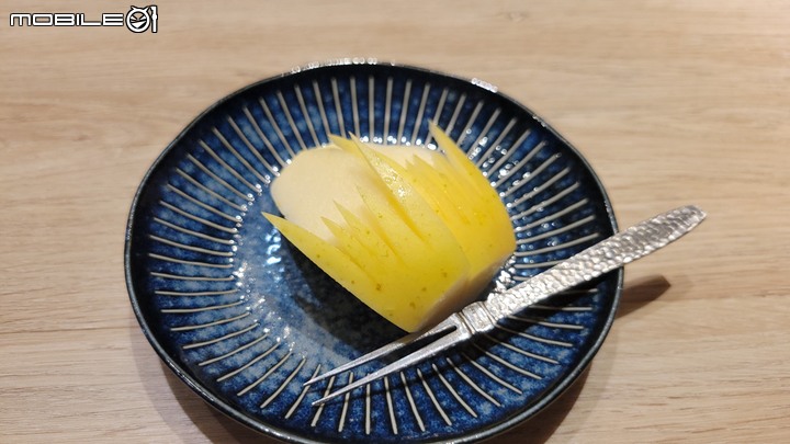 [食記] 巷弄靜謐無菜單料理 - 覓壽司 ，淡水值得推薦的在地好店