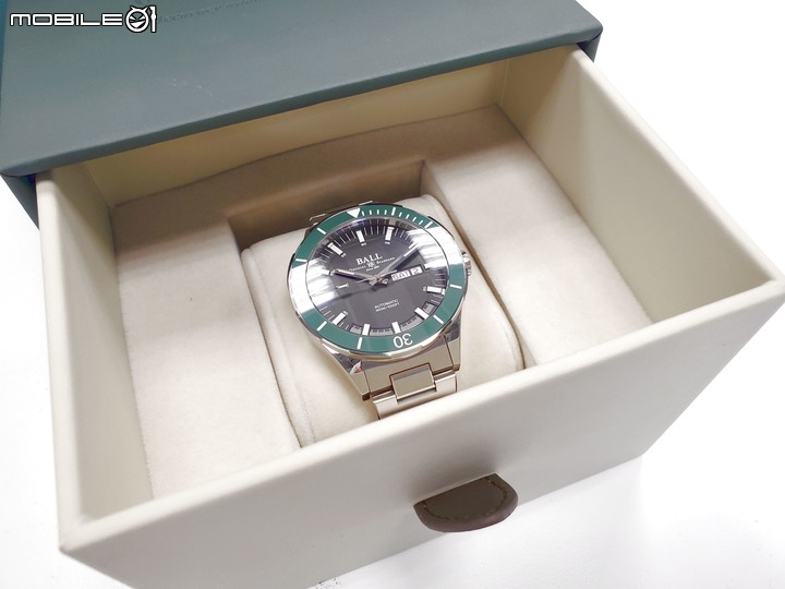 我也會開箱 BALL WATCH 波爾錶Roadmaster StarLight Ceramic