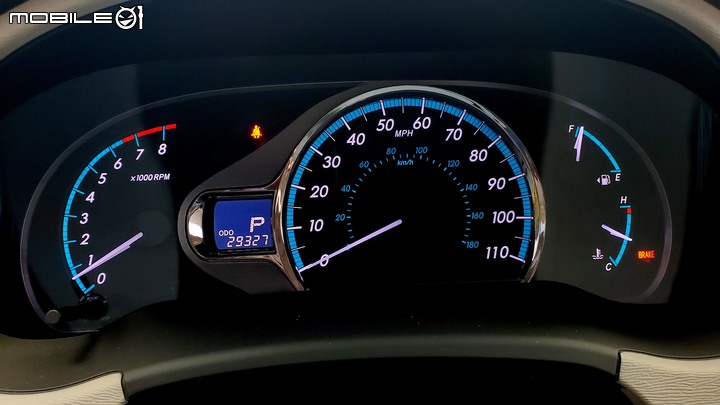 2014 Toyota Sienna 代步車開箱分享---一個人開這台車也未免太浪費了