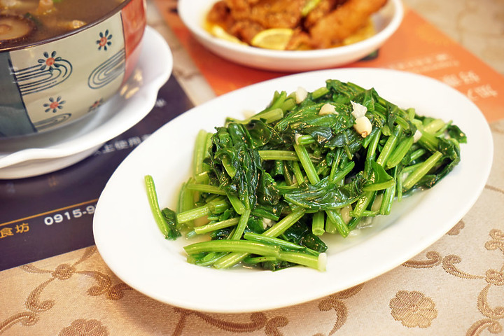 【台南平價美食/永康餐廳】老饕才知道的家常菜小館┃知名飯店大廚┃香橙料理食坊