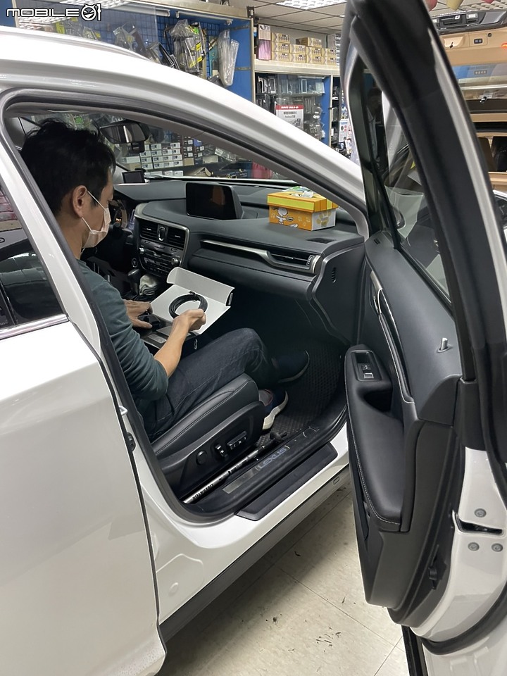 Mio C330關箱 Mio 890D開箱 感受行車記錄器的全新進化！ (12/21更新)