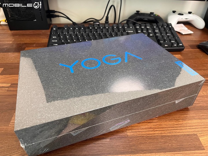點我看大圖 簡單開箱、心得 Lenovo YOGA Slim 7 Carbon 14 AMD款