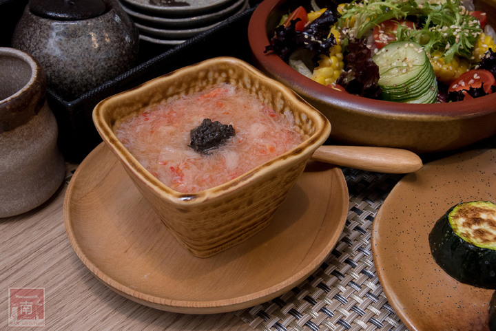 【臺南美食】必嘗特級海鮮丼｜生魚握壽司｜日本進口海味海膽｜職人精神新鮮上桌｜日本料理推薦｜嚴選新鮮漁獲｜無菜單料理~~鮨瑀壽司