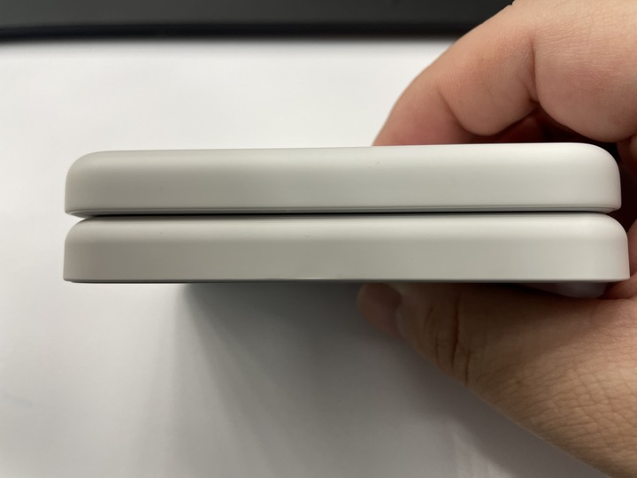MagSafe Battery Pack 原廠 vs 華強北 開箱比較