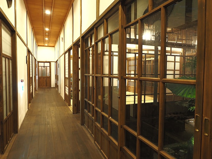 基隆要塞司令部校官眷舍|基隆要塞司令官邸|沙灣歷史文化園區 — 充滿文青風的大基隆歷史場景