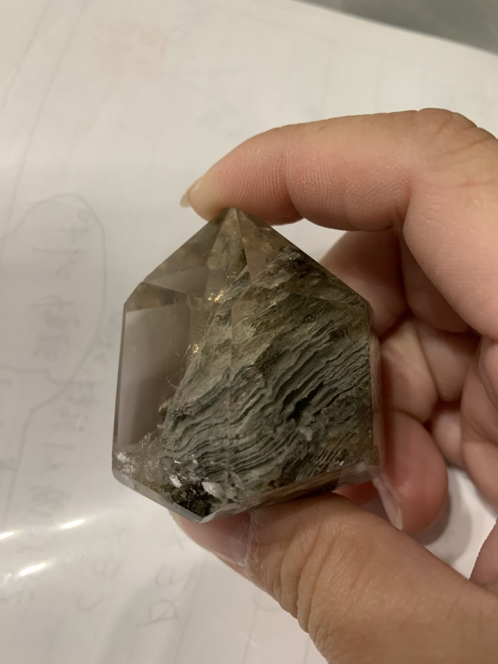 最近在收集幽靈水晶柱