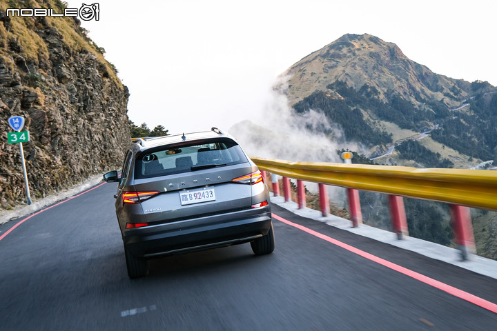 Škoda 小改款 Kodiaq 2.0TSI 4x4試駕|質感與科技再進化,熱賣實力不容小覷!