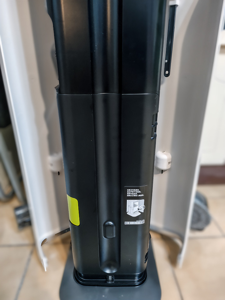 【開箱！】LG CordZero ThinQ A9T 吸塵器＋All-in-One-Towe＝全能掃除大師！