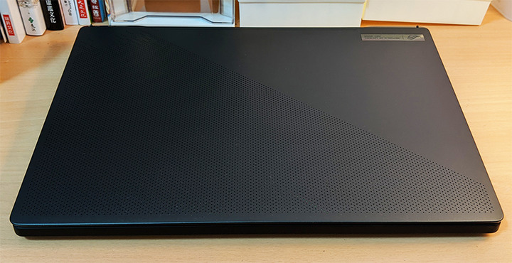 點我看大圖 意外收下西風M16 GU603HE