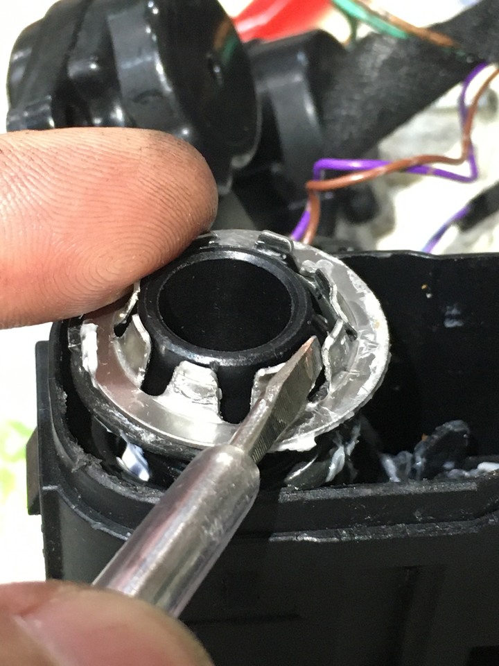 2016 Mazda 3 照後鏡收折 DIY 維修