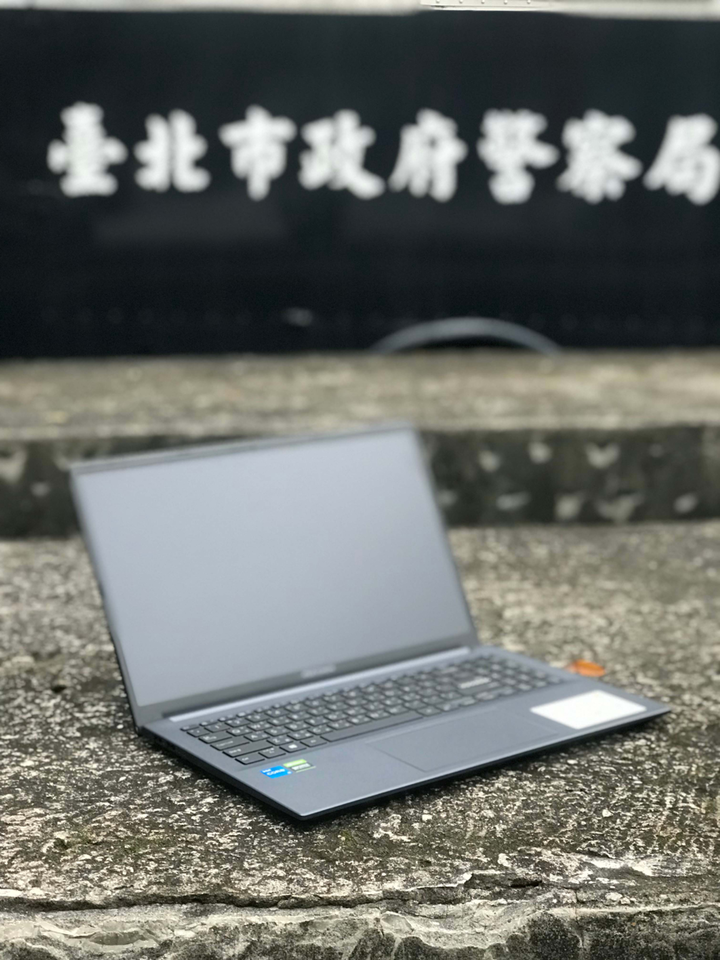 [OL 出任務] 輕奢文書機 Vivobook Pro K3500 筆電