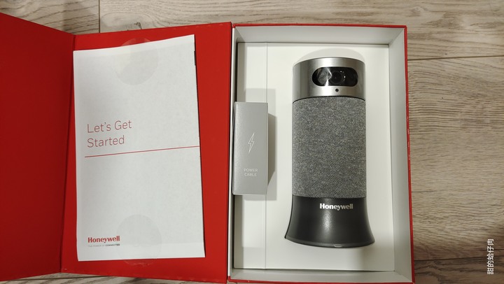 可做寵物監控的偽智能音箱 -Honeywell SMART HOME SECURITY BASE STATION