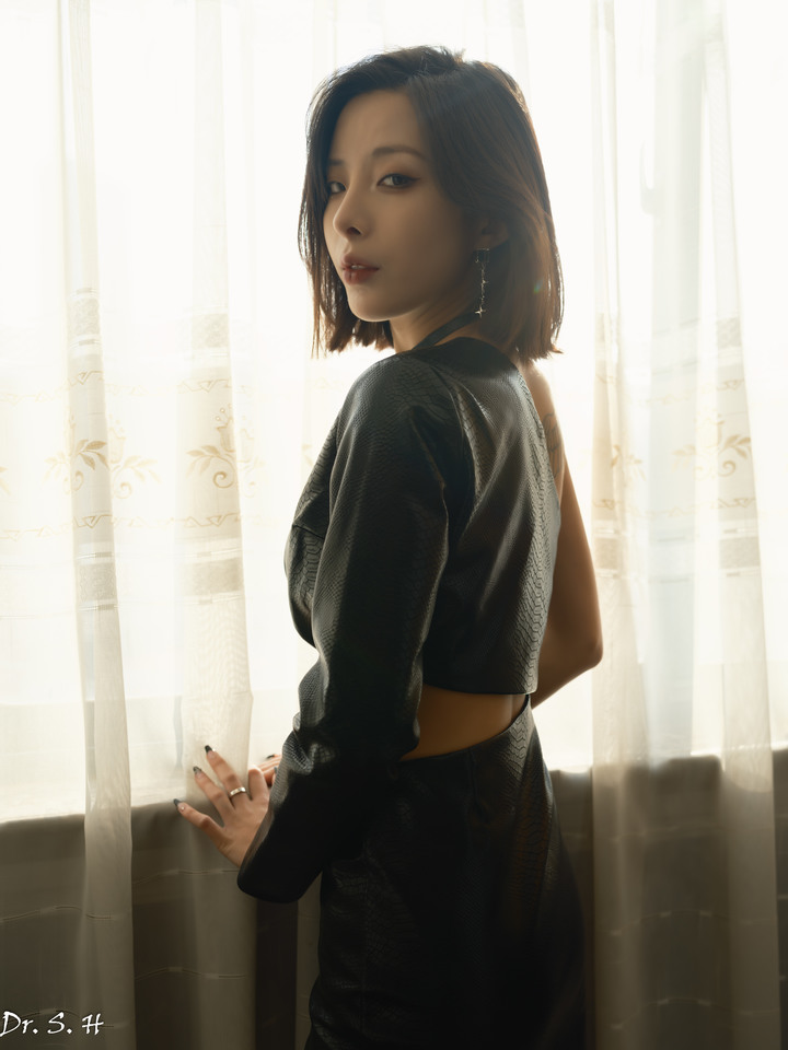 性感妖氣重的美女