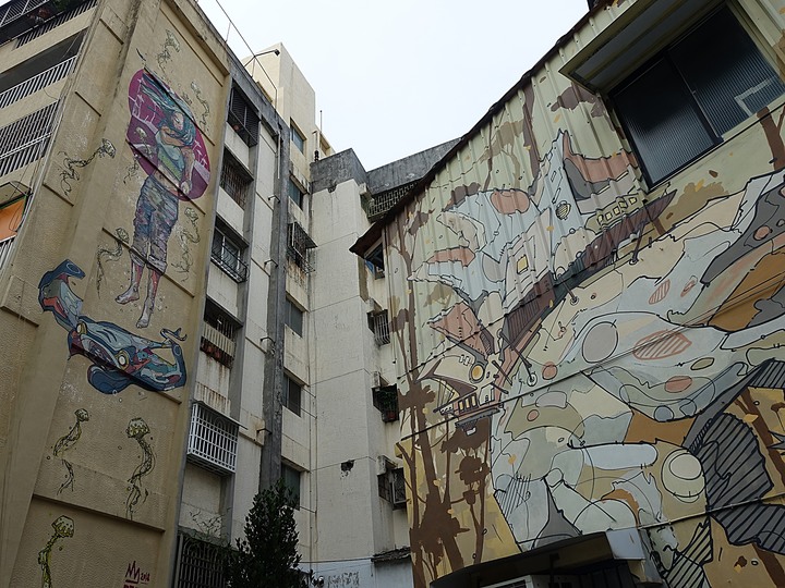 苓雅區 衛武迷迷村|衛武營彩繪社區 — 巨型彩繪雲集,整座社區就是畫布,全臺最大彩繪社區