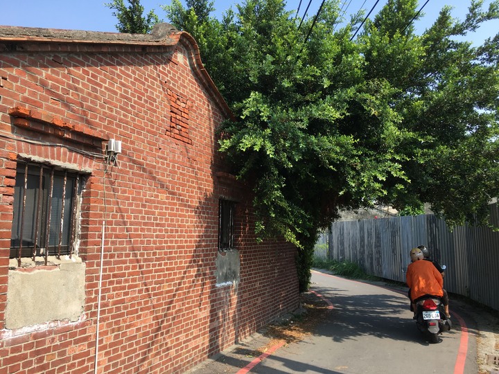 一府、二鹿、 三艋舺--騎遊鹿港古蹟小鎮