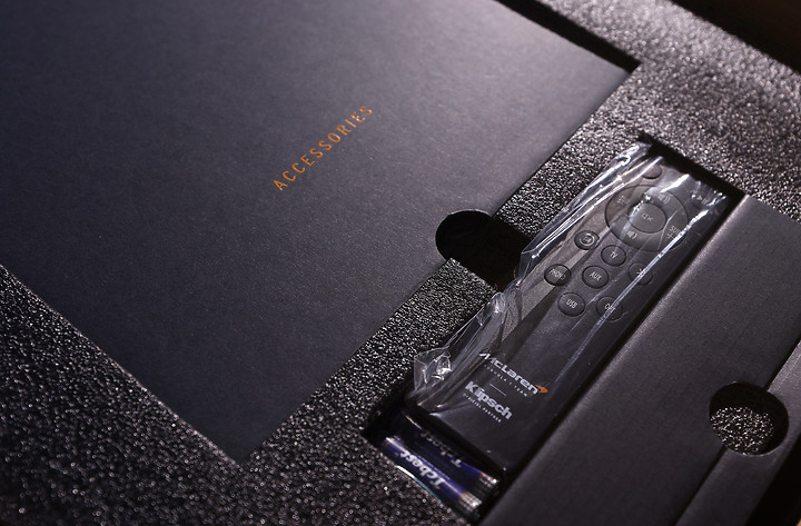 【全台首發、全球首發】Klipsch The Fives McLaren Edition Powered 聯名黑金搭配書架喇叭，簡易開箱