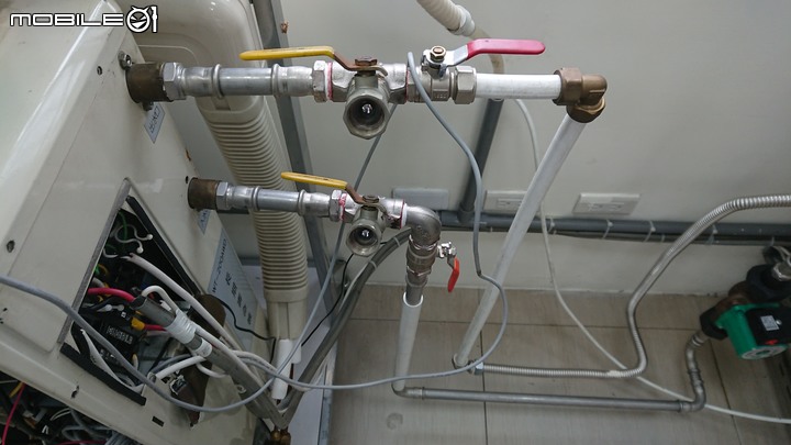 日立冷氣渦捲式與單迴轉式壓縮機運轉音色