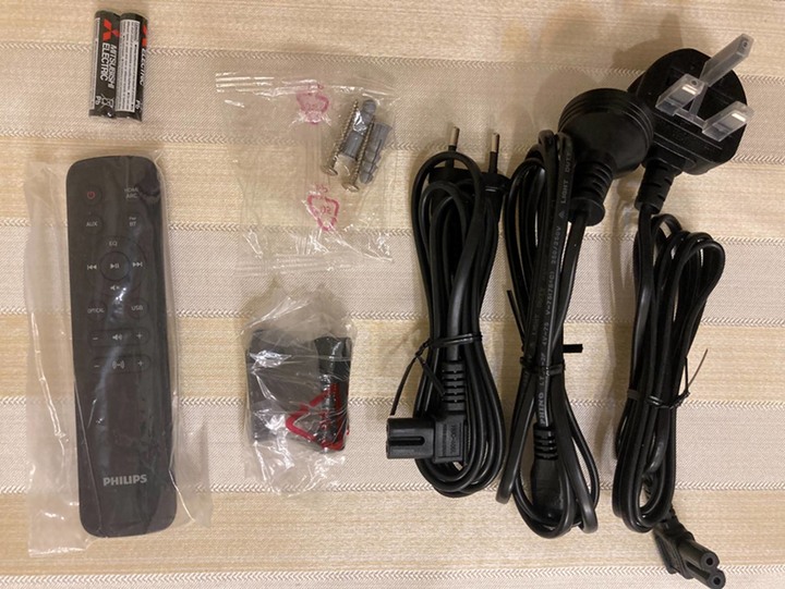 小資小空間的聲霸選擇－飛利浦TAB5706/96(內有懷舊好物)