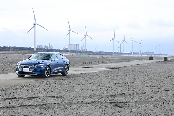 (映像旅行) 2068km的零排放寧靜環島極旅 feat. Audi e-tron 55 quattro advanced 進化版