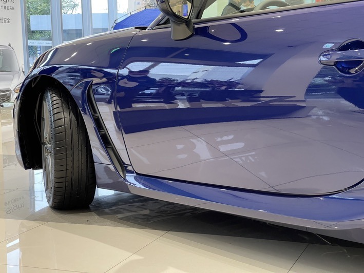 BRZ預賞會巡展現場，賞車拍照分享