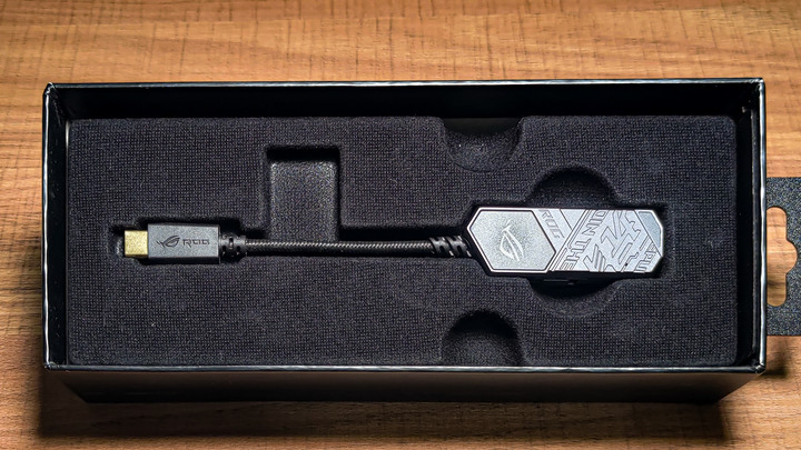 ROG CLAVIS & CETRA II CORE Moonlight - 絕配的迷你小旗艦