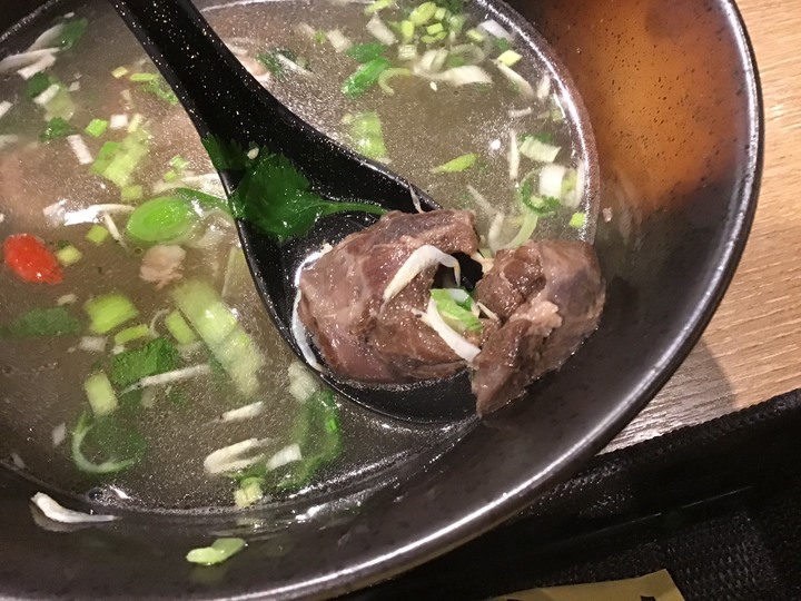 [食記] 劉老太老潼關肉夾饃，台灣台北內湖，紮實飽足的美味肉夾饃