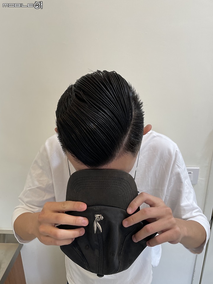 Suavecito Firm Hold Cashmere Winter 2019  Pomade 骷髏喀什米爾2019冬季限定強力髮油 詳細測試