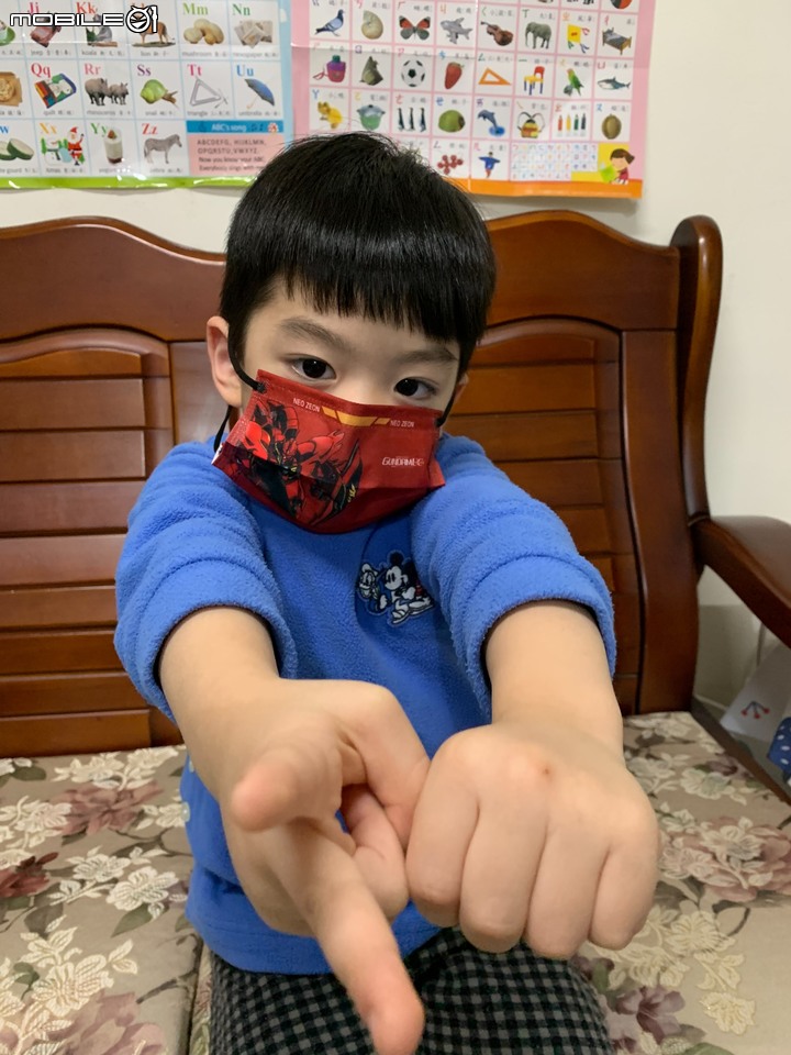 匠心「鋼彈聯名口罩」開箱|讓鋼彈守護全家人健康!