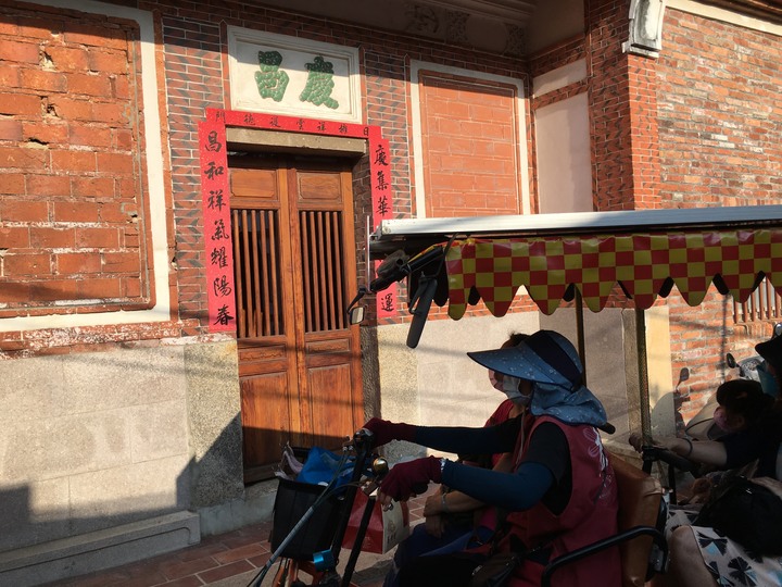 一府、二鹿、 三艋舺--騎遊鹿港古蹟小鎮